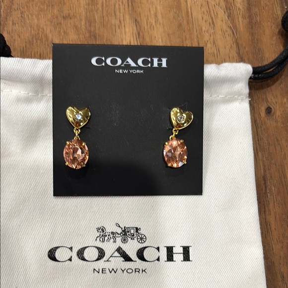 NWT Coach Gold and Pink/peach Heart Stud Earrings - Picture 1 of 4